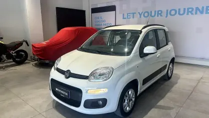 Usata Fiat Panda Lounge 69 CV (50 kW) 2019 Bianco Utilitaria