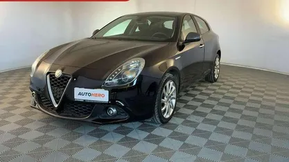 Usata Alfa Romeo Giulietta Super 120 CV (88 kW) 2018 Nero Utilitaria