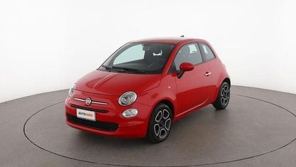 Begagnad Fiat 500 Club 69 HK (50 kW) 2022 Röd Halvkombi