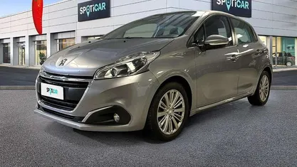 Grigio Usata 2019 Peugeot 208 Active Due volumi | 9350 € (Buon prezzo)