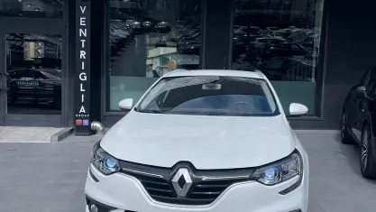 Usata Renault Mégane GrandTour 95 CV (69 kW) 2020 Bianco Station wagon