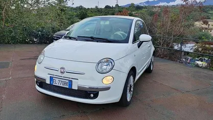 Bianco Usata 2012 Fiat 500 Lounge Due volumi | 6400 € (Buon prezzo)