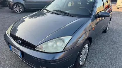 Usata Ford Focus Zetec 116 CV (85 kW) 2002 Grigio Station wagon