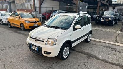 Usata Fiat Panda 4x4 60 CV (44 kW) 2010 Bianco Utilitaria