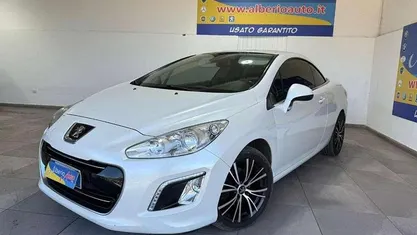 Bianco Usata 2019 Peugeot 308 Allure Tre volumi | 6790 € (Buon prezzo)