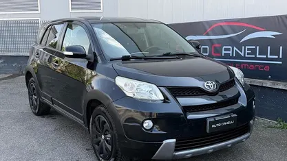 Usata Toyota Urban Cruiser Luxury 90 CV (66 kW) 2009 Utilitaria
