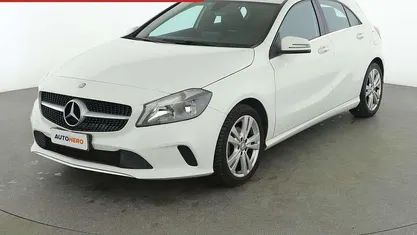 Usata Mercedes A180 Urban 110 CV (80 kW) 2017 Bianco Berlina