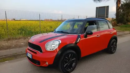 Usata Mini Cooper Countryman 143 CV (105 kW) 2011 Rosso SUV