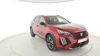 Usado Peugeot 2008 Allure 101 HP (74 kW) 2024 Vermelho SUV