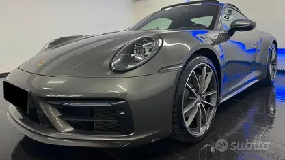 Usata Porsche 911 Carrera 384 CV (282 kW) 2023 Grigio Coupé