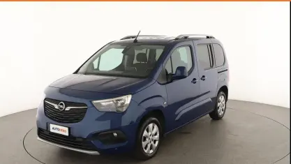 Usata Opel Combo Life Innovation 131 CV (96 kW) 2020 Blu Monovolume