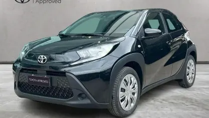 Uusi Toyota Aygo X Active 72 HP (52 kW) 2026 Musta Katumaasturi