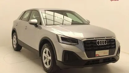Usata Audi Q2 110 CV (80 kW) 2022 Argento fioretto SUV
