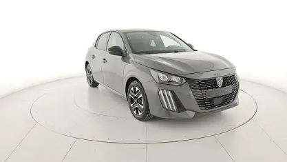 Usata Peugeot 208 Allure 101 CV (74 kW) 2025 Grigio Utilitaria