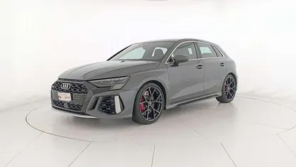Grigio Usata 2022 Audi RS3 Ambiente Tre volumi | 43.900 € (Buon prezzo)