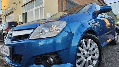 Usata 2005 Opel Tigra Sport Cabrio | 2999 € (Ottimo prezzo)