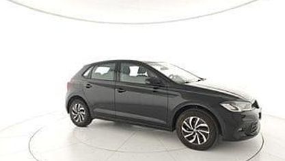 Używany VW Polo Life 95 KM (69 kW) 2025 Srebrny Hatchback