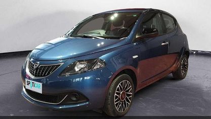 Occasion Lancia Ypsilon S 69 PK (50 kW) 2024 Blauw Hatchback