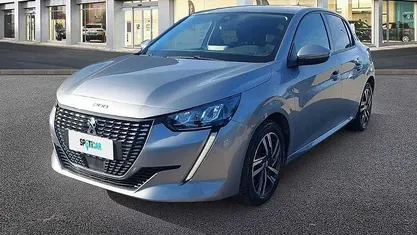 Usata Peugeot 208 Allure 101 CV (74 kW) 2021 Grigio Utilitaria