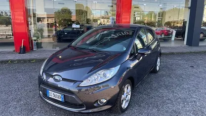 Usata Ford Fiesta 95 CV (69 kW) 2010 Utilitaria
