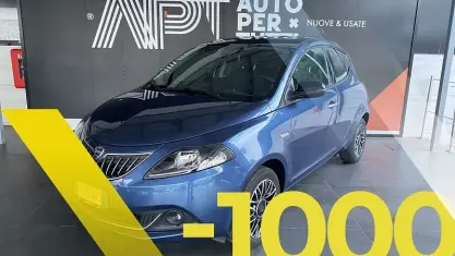 Usata Lancia Ypsilon S 69 CV (50 kW) 2024 Blu Utilitaria