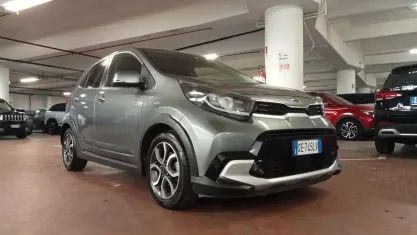 Usata Kia Picanto X-Line 67 CV (49 kW) 2021 Grigio scuro Utilitaria