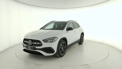 Usata Mercedes GLA200 Premium 150 CV (110 kW) 2023 Bianco SUV