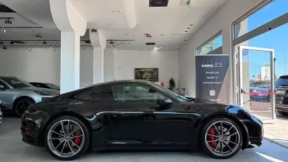 Usata Porsche 992 450 CV (330 kW) 2019 Nero Coupé