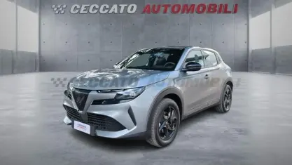 Usata Alfa Romeo GT Junior 145 CV (106 kW) 2025 Grigio SUV