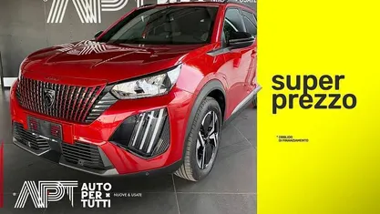 Usata Peugeot 2008 Allure 101 CV (74 kW) 2024 SUV