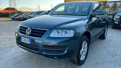 Usata VW Touareg R 174 CV (127 kW) 2005 Grigio SUV