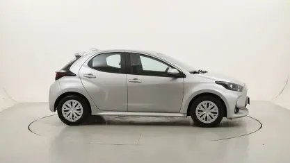 Usata Toyota Yaris Hybrid Business Edition 116 CV (85 kW) 2022 Utilitaria