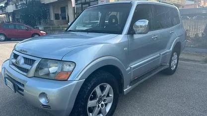 Usata Mitsubishi Pajero Intense 160 CV (117 kW) 2006 SUV