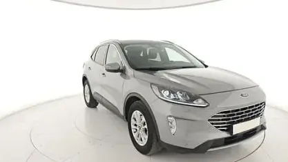 Usata Ford Kuga Titanium 120 CV (88 kW) 2024 Argento SUV