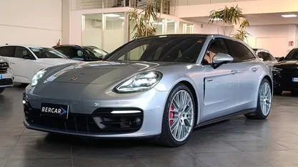 Usata Porsche Panamera Sport Turismo 441 CV (324 kW) 2023 Argento Station wagon