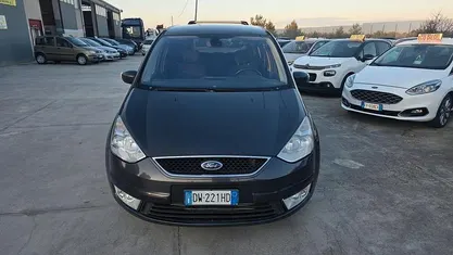 Usata Ford Galaxy Ghia 140 CV (102 kW) 2009 Grigio Monovolume