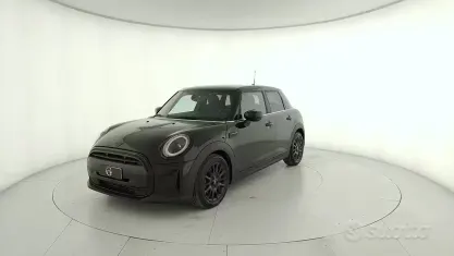 Usata Mini Cooper Classic 136 CV (100 kW) 2023 Nero Utilitaria