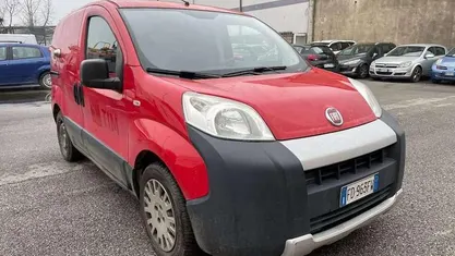 Usata Fiat Fiorino 95 CV (69 kW) 2016 Rosso pastello Monovolume