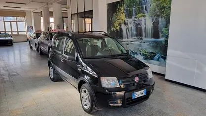 Usata Fiat Panda Climbing 60 CV (44 kW) 2008 Nero Utilitaria