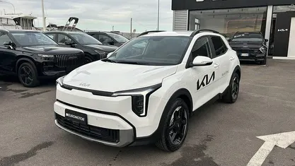 Nuova Kia Stonic Launch Edition 116 CV (85 kW) 2025 Bianco SUV