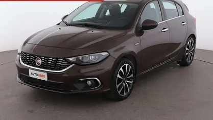 Usata Fiat Tipo Lounge 120 CV (88 kW) 2021 Marrone Berlina