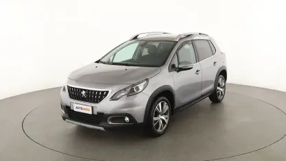 Usata Peugeot 2008 Allure 102 CV (75 kW) 2019 Argento SUV