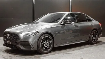 Grigio Nuova 2025 Mercedes C220 Advanced Tre volumi | 50.077 € (Ottimo prezzo)