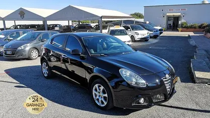 Nero Usata 2012 Alfa Romeo Giulietta Exclusive Due volumi | 4900 € (Super prezzo)