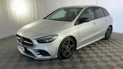 Usata Mercedes B180 AMG line 116 CV (85 kW) 2019 Monovolume