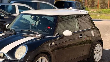 Usata Mini Cooper 116 CV (85 kW) 2005 Nero Utilitaria