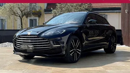 Usata 2023 Aston Martin DBX 707 SUV | 205.000 €