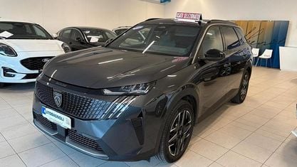 Gebraucht Peugeot 5008 Allure 136 PS (100 kW) 2025 Grau Van / Kleinbus