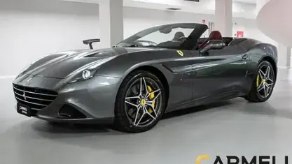 Usata Ferrari California 560 CV (411 kW) 2014 Grigio Cabrio