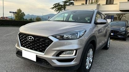 Second-hand Hyundai Tucson 132 CP (97 kW) 2018 Gri SUV